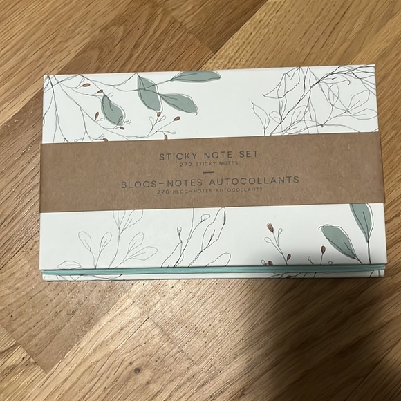 Notebook, Pen & Sticky Tab set - Picture 11 of 14